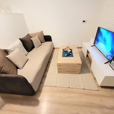 Velky Apartman 3 Bratislava Extérieur photo
