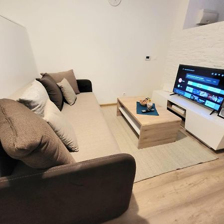Velky Apartman 3 Bratislava Extérieur photo