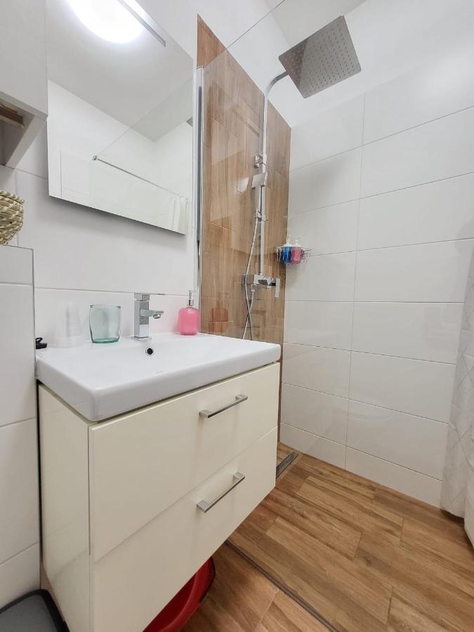 Velky Apartman 3 Bratislava Extérieur photo