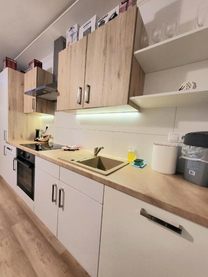 Velky Apartman 3 Bratislava Extérieur photo